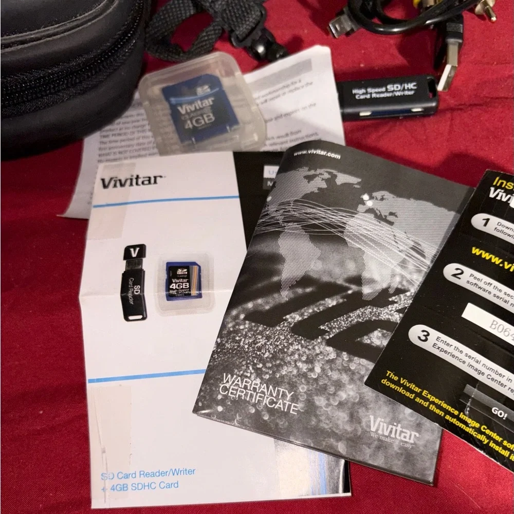 Working Vintage Vivitar DVR 508 W/ Accessories, SB Card, Case & Paperwork